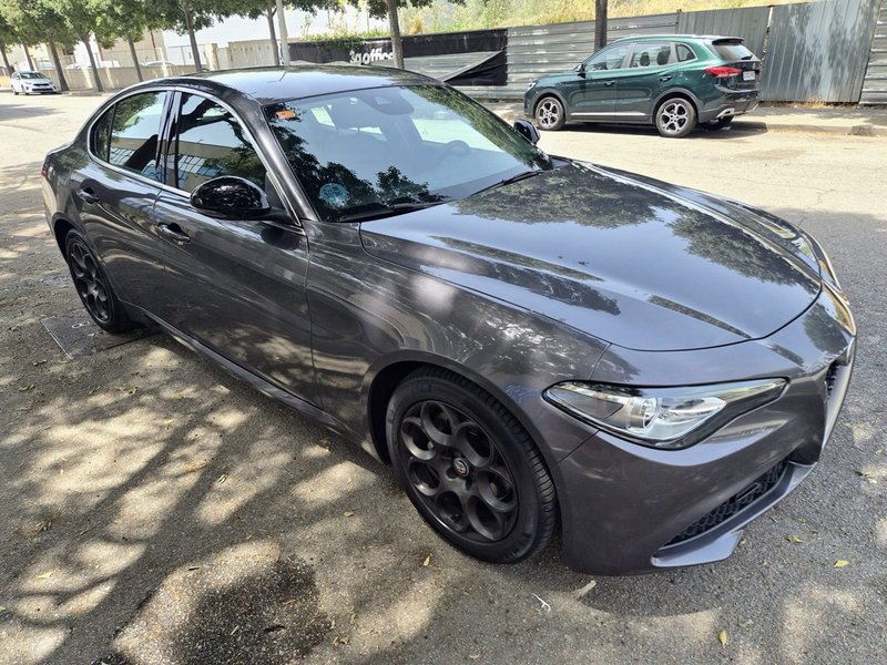 Alfa Romeo Giulia.IMPECABLE. 220 caballos. - foto 1