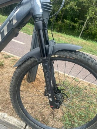 Bicicleta eléctrica Scott Strike eRIDE