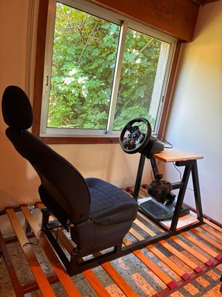 Simulatore di Guida: Sedile + Volante + Pedali