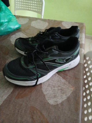 Zapatillas Joma Negras y Verdes