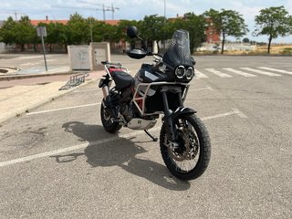 Ducati DesertX edición Audi