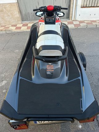 Moto de Agua Yamaha VX Negra atmosferica 200cv