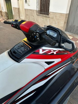 Moto de Agua Yamaha VX Negra atmosferica 200cv