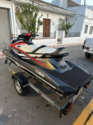 Moto de Agua Yamaha VX Negra atmosferica 200cv