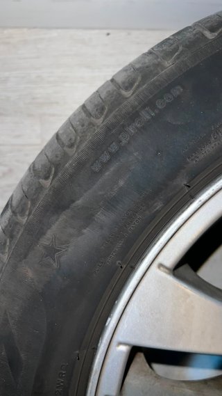 Lote 4 Llantas BMW + Neumáticos Pirelli
