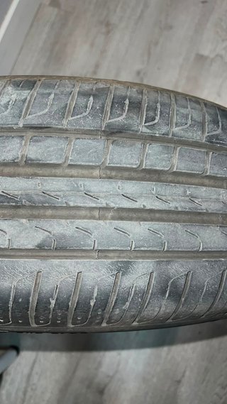 Lote 4 Llantas BMW + Neumáticos Pirelli