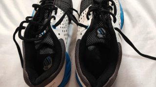Zapatillas K-Swiss Blancas y Azules
