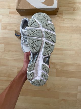 Asics NYC Gel Gris/Blanco
