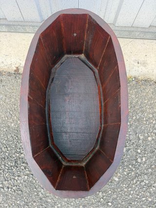 Coppia di vasi vintage in legno e ottone