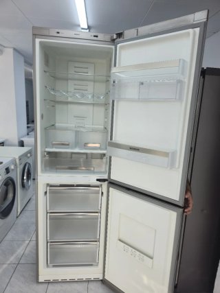 Nevera marca SIEMENS