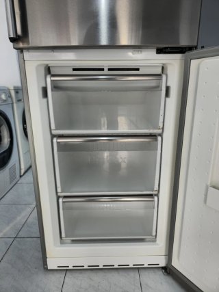 Nevera marca SIEMENS