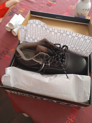 Zapatos de seguridad para trabajadores