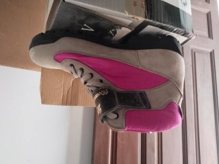 Botas Mountain Piel Vacuno Vintage Beige/Rosa