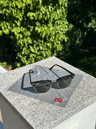 Gafas Ray-Ban Clubmaster Negro y Dorado