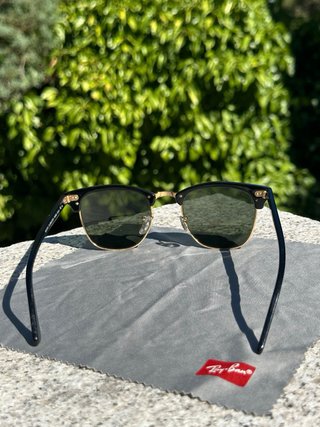 Gafas Ray-Ban Clubmaster Negro y Dorado