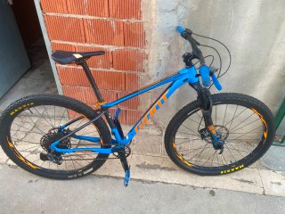 Bicicleta Giant Fathom Azul