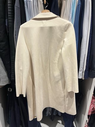 Abrigo fino estilo blazer beige
