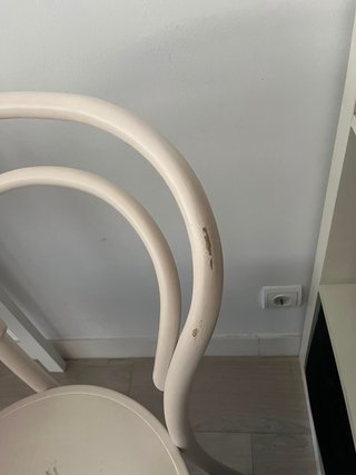 Coppia di sedie Thonet in legno laccato beige