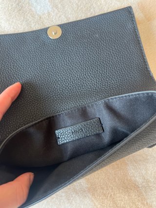 Bolso bandolera Mango negro con cadena