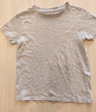 Lote 4 Camisetas Niño 6-7 años (122cm)