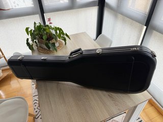 Estuche Bajo Eléctrico Negro