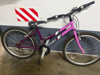 Bicicleta niña morada