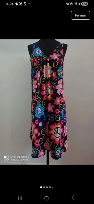Vestido Shellay estampado flores y paz