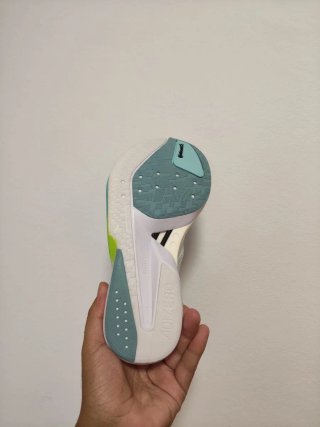 T36,5 Adidas Adizero Boston 13
