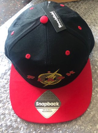 Gorra DC Comics Flash Negra y Roja