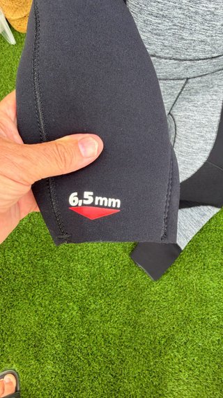 Traje de buceo Mares Semiestanco Neopreno 6,5 mm.