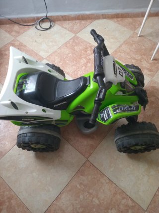 Cuatrimoto Kawasaki Eléctrica Niños