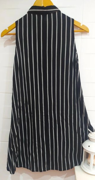 Vestido Stradivarius. Talla S