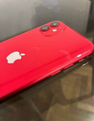 iPhone 11 64 GB Rojo
