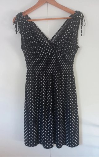 Vestido de lunares con vuelo