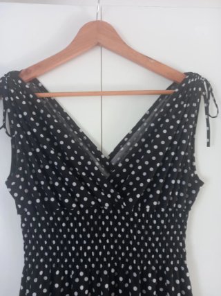 Vestido de lunares con vuelo