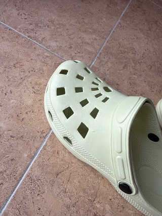 Zuecos Crocs Verdes
