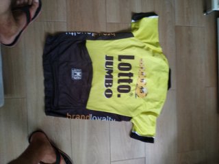 Conjunto Culotte y Maillot Ciclismo Santini Bianch