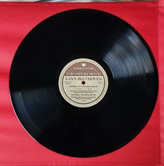 Beethoven - Sinfonia n.5 opera 67