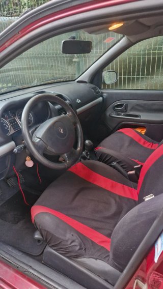 Renault Clio 2003