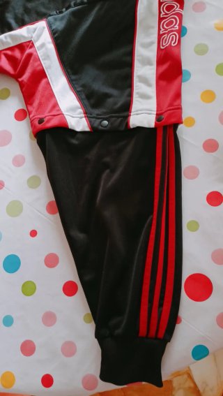 Tuta Adidas Vintage Nera e Rossa