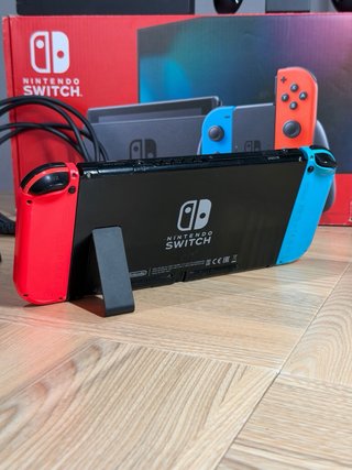 ¡Buen Estado! Nintendo Switch V2 COMPLETA