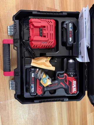 Taladro Percutor SKIL PWR CORE 20