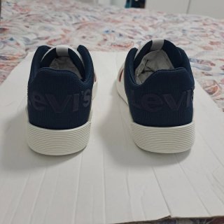 Scarpe Levi's Tg. 43