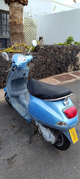 Vespa LX50 49cc Azul cielo