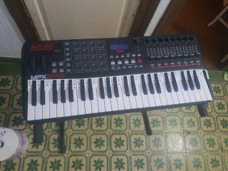 Akai MPK 249 Controlador MIDI Teclado