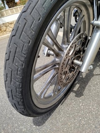 Kawasaki VN900 Custom Negra