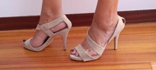 Sandalias de ante beige
