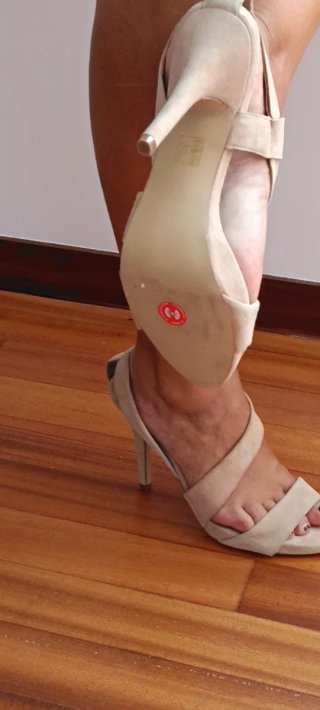Sandalias de ante beige