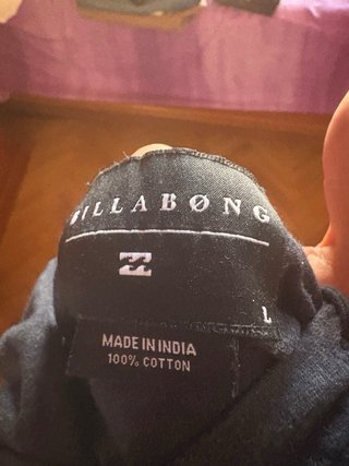 Sudadera Billabong con capucha