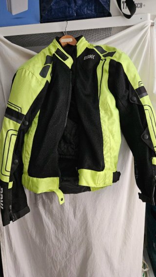 Chaqueta de moto DBK fluorescente